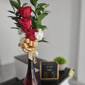 Elegant 3-Rose Arrangements for Every Occasion
