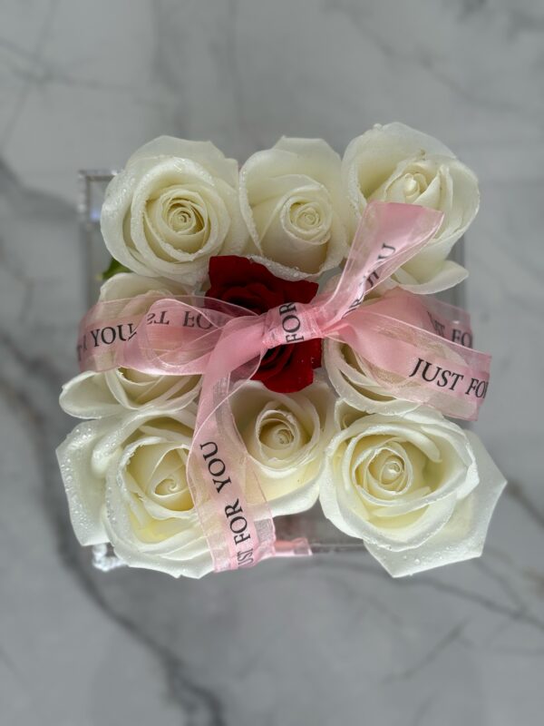 9 Acrylic Rose Box - Image 2