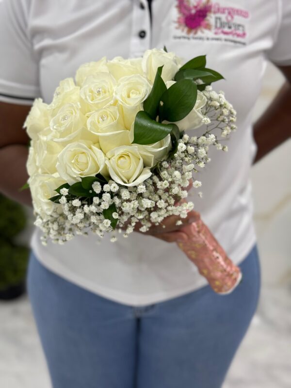 Round Bridal Bouquet - Image 10