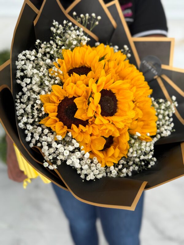 Sunflower Lovers Arrangement – Brighten Your Day with Stunning Sunflowers - Image 3