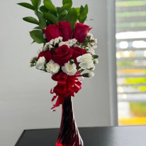 6 Rose Arrangement