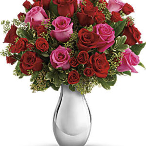 TELEFLORA’S TRUE ROMANCE BOUQUET WITH RED ROSES