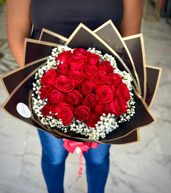24 Rose Gift Wrapped - Image 5