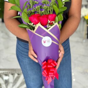 Elegant 3-Rose Gift Wrapped Bouquet for Any Occasion